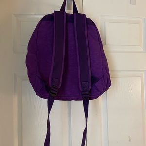 Used Kipling large nylon backpack 🎒